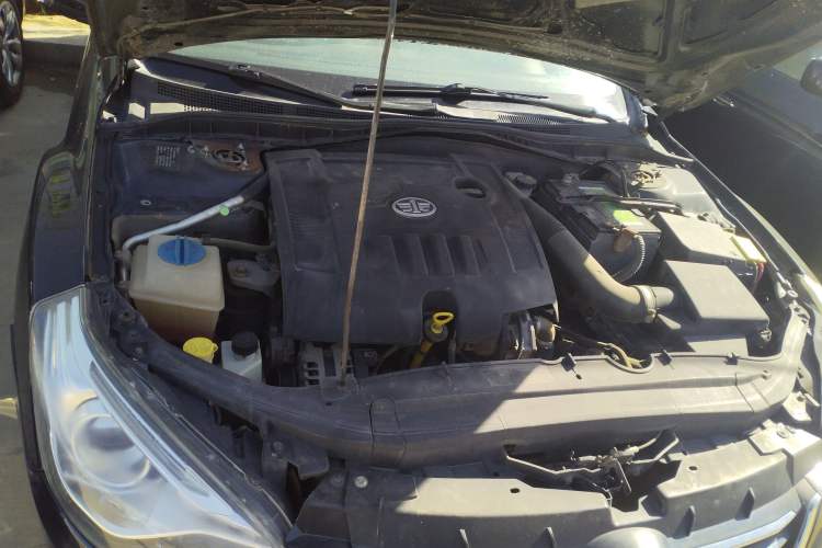 Used Bestune B50 2013 1.6L manual luxury version Engine Bay