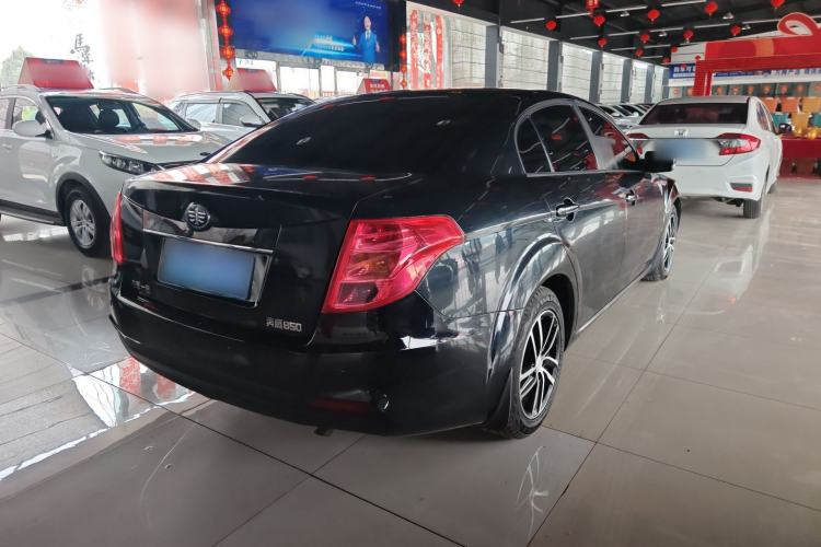 Used Bestune B50 2013 1.6L manual luxury version Exterior 3