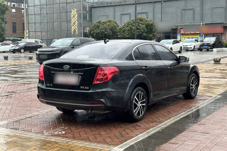Used Bestune B50 2013 1.6L automatic luxury version Exterior 5