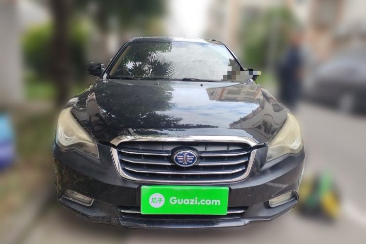Used Bestune B50 2013 1.6L automatic luxury version Front