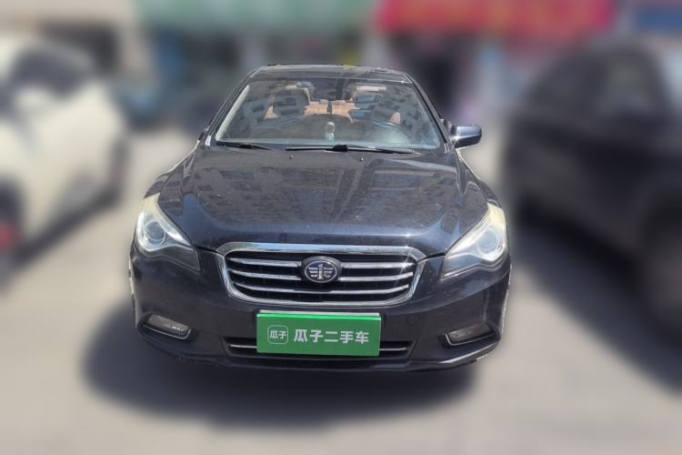 Used Bestune B50 2013 1.6L manual luxury version Front