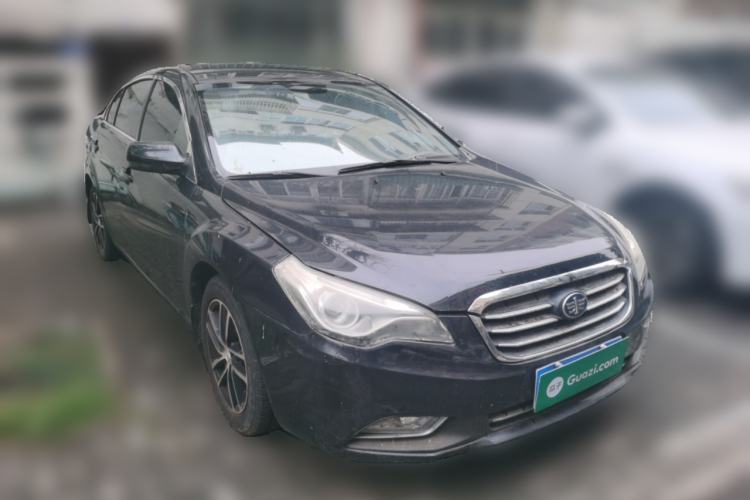Used Bestune B50 2013 1.6L manual Comfort trim level Front Right 45 Deg