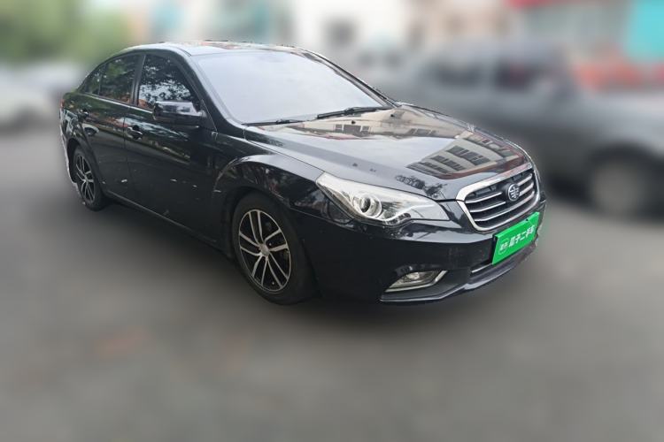 Used Bestune B50 2013 1.6L automatic luxury version Front Right 45 Deg