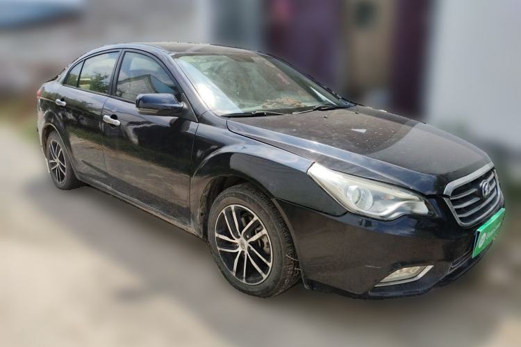 Used Bestune B50 2013 1.6L manual luxury version Front Right 45 Deg