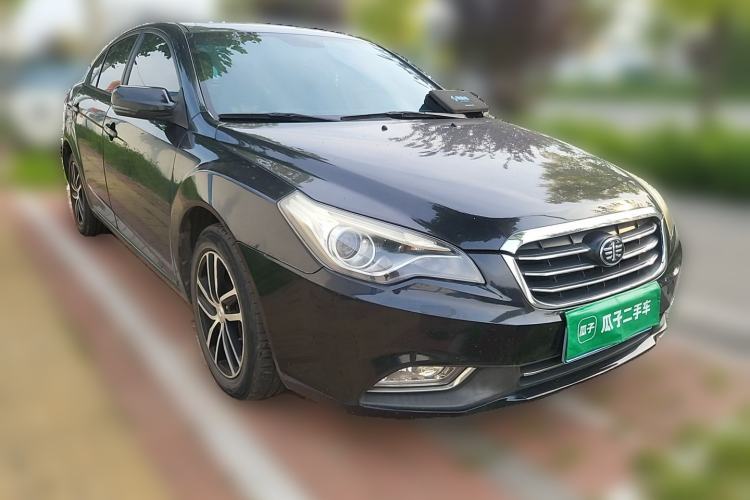 Used Bestune B50 2013 1.6L manual luxury version Front Right 45 Deg