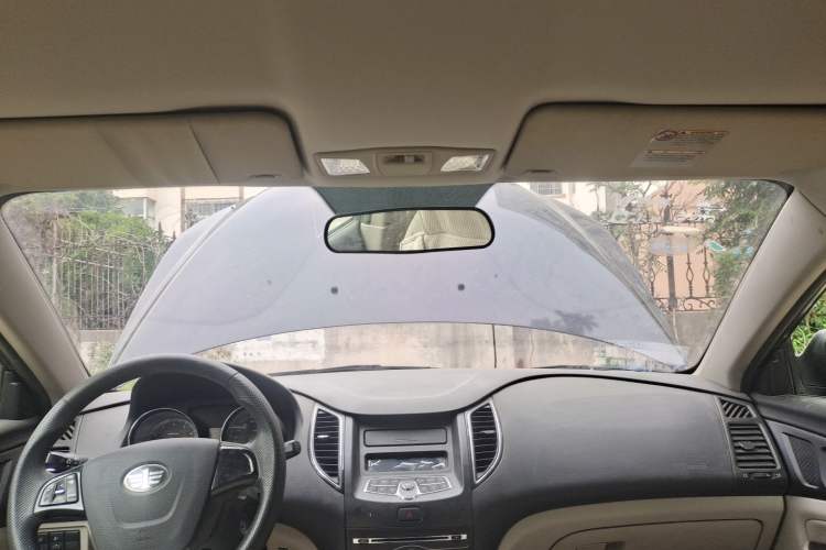 Used Bestune B50 2013 1.6L manual Comfort trim level Headliner