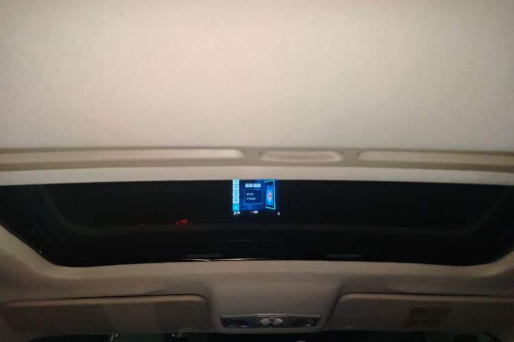 Used Bestune B50 2013 1.6L automatic luxury version Headliner