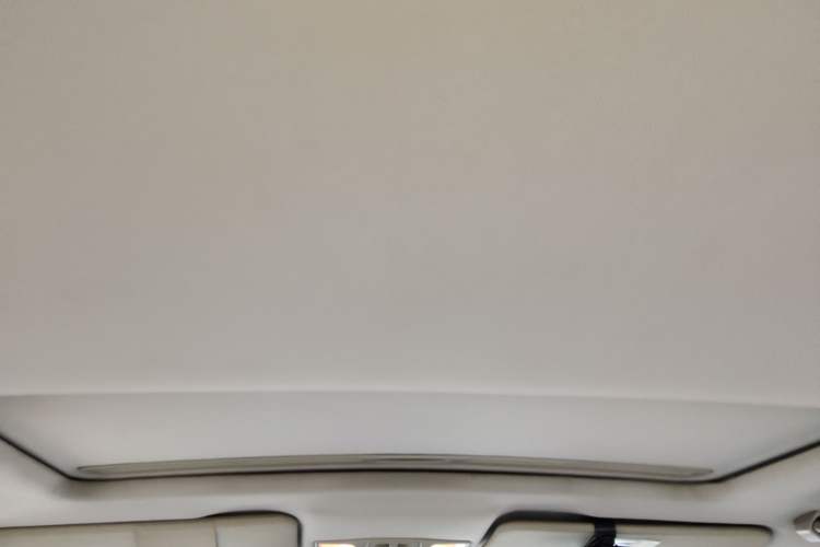 Used Bestune B50 2013 1.6L manual luxury version Headliner