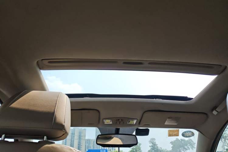 Used Bestune B50 2013 1.6L Manual Prestige Edition Headliner