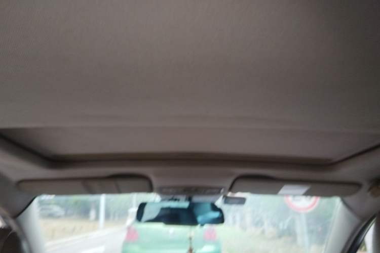 Used Bestune B50 2013 1.6L manual luxury version Headliner