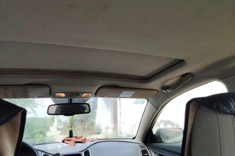 Used Bestune B50 2013 1.6L manual luxury version Headliner