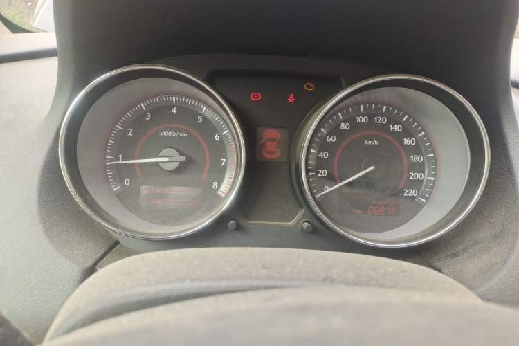 Used Bestune B50 2013 1.6L manual Comfort trim level Instrument Cluster