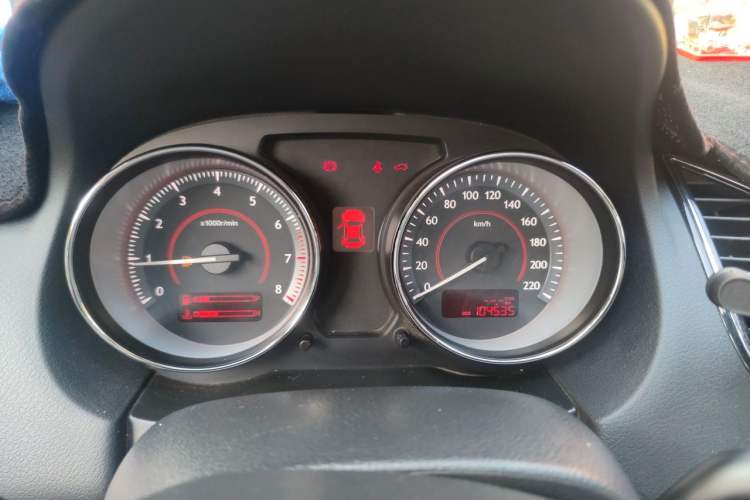 Used Bestune B50 2013 1.6L manual Comfort trim level Instrument Cluster