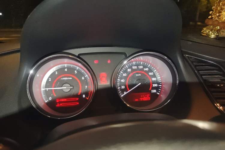 Used Bestune B50 2013 1.6L manual luxury version Instrument Cluster