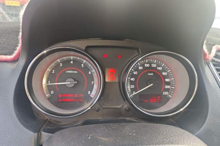 Used Bestune B50 2013 1.6L manual Comfort trim level Instrument Cluster