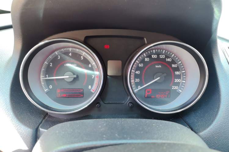 Used Bestune B50 2013 1.6L automatic luxury version Instrument Cluster