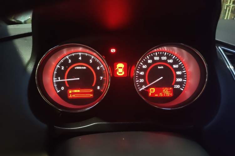 Used Bestune B50 2013 1.6L automatic luxury version Instrument Cluster