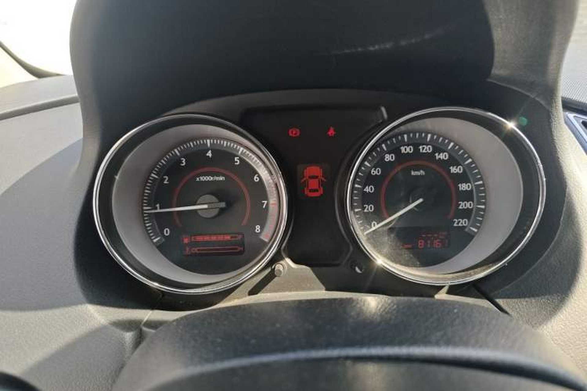 Used Bestune B50 2013 1.6L manual luxury version Instrument Cluster