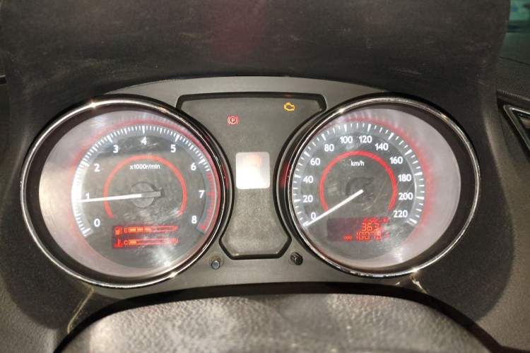 Used Bestune B50 2013 1.6L manual luxury version Instrument Cluster