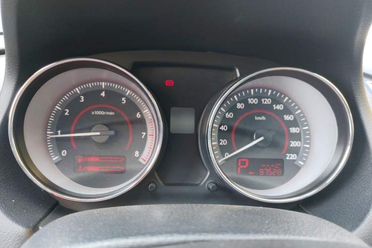 Used Bestune B50 2013 1.6L automatic luxury version Instrument Cluster