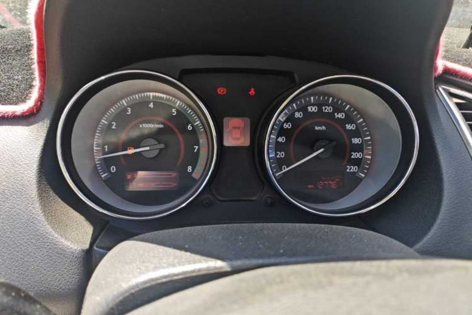 Used Bestune B50 2013 1.6L manual luxury version Instrument Cluster