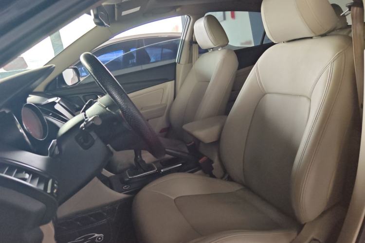 Used Bestune B50 2013 1.6L manual luxury version Left Front Seat