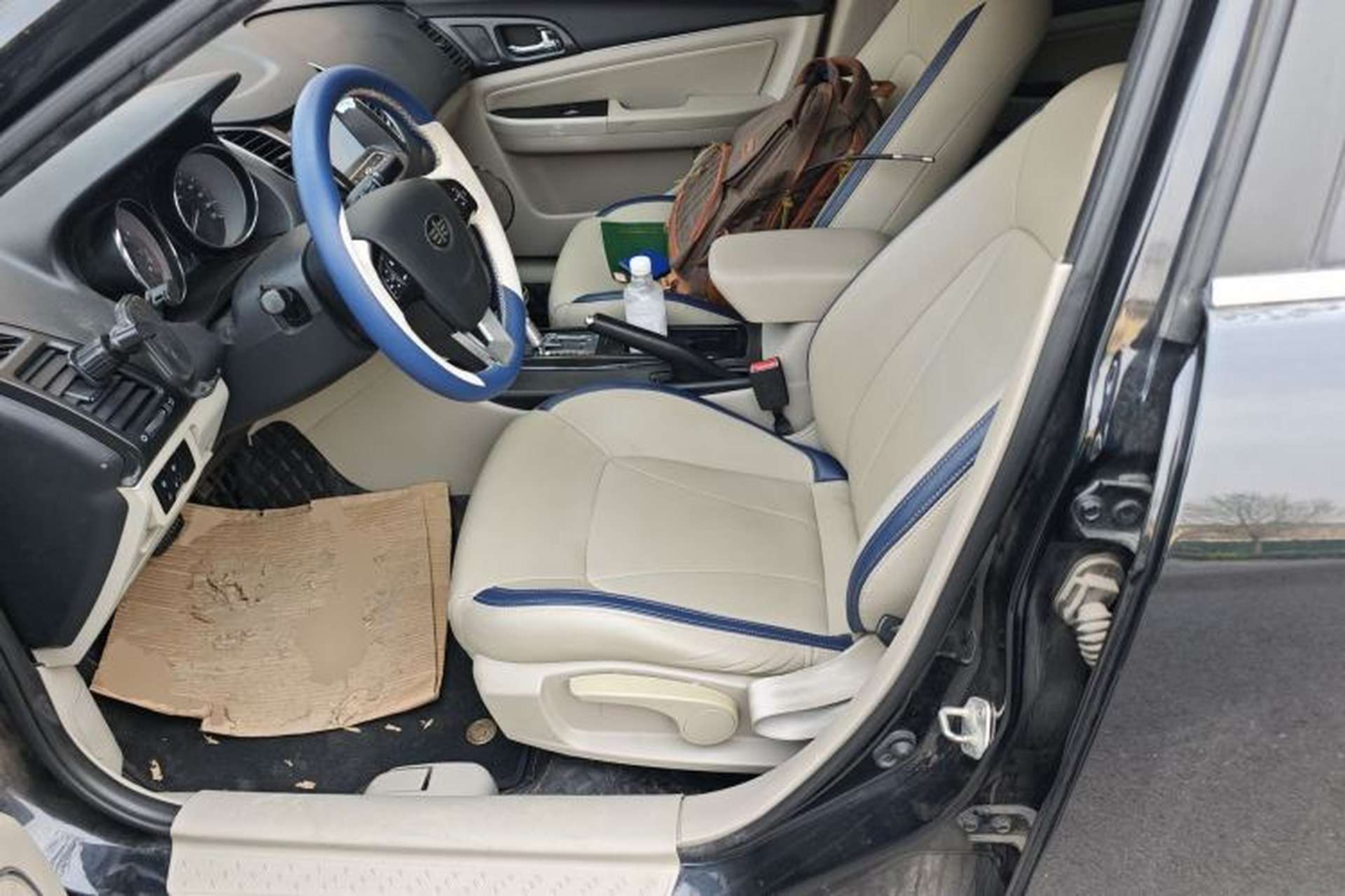 Used Bestune B50 2013 1.6L automatic luxury version Left Front Seat