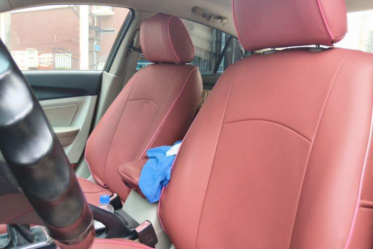 Used Bestune B50 2013 1.6L manual Comfort trim level Left Front Seat