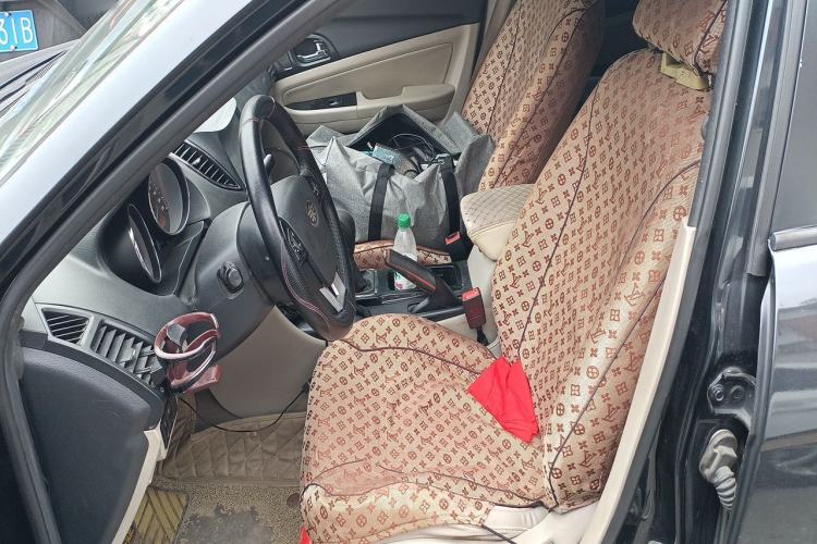 Used Bestune B50 2013 1.6L manual luxury version Left Front Seat
