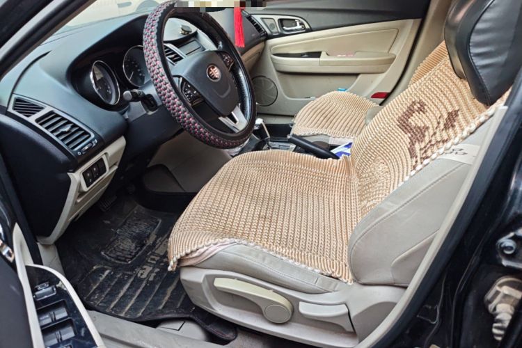 Used Bestune B50 2013 1.6L automatic luxury version Left Front Seat