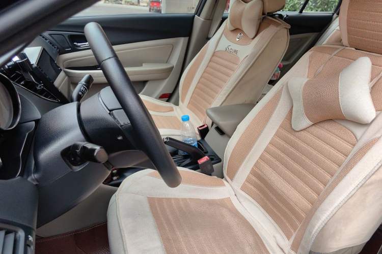 Used Bestune B50 2013 1.6L manual luxury version Left Front Seat
