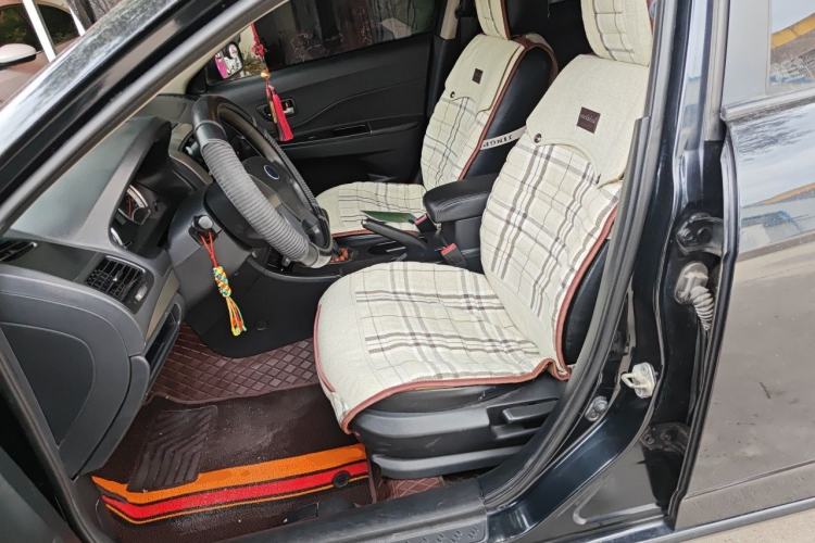 Used Bestune B50 2013 1.6L manual Partner Edition Left Front Seat