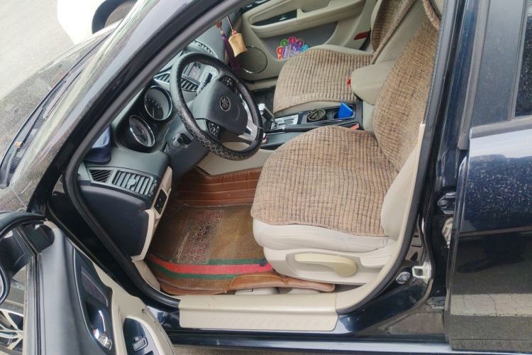 Used Bestune B50 2013 1.6L automatic luxury version Left Front Seat