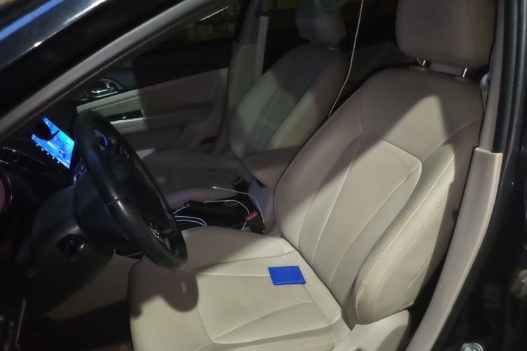 Used Bestune B50 2013 1.6L automatic luxury version Left Front Seat