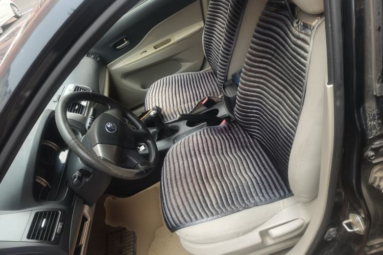 Used Bestune B50 2013 1.6L manual Partner Edition Left Front Seat