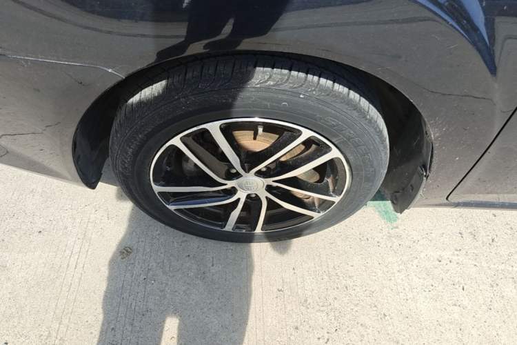 Used Bestune B50 2013 1.6L manual luxury version Left Front Wheel Hub