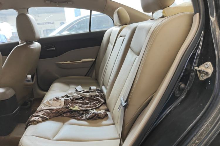 Used Bestune B50 2013 1.6L manual Partner Edition Left Rear Seat