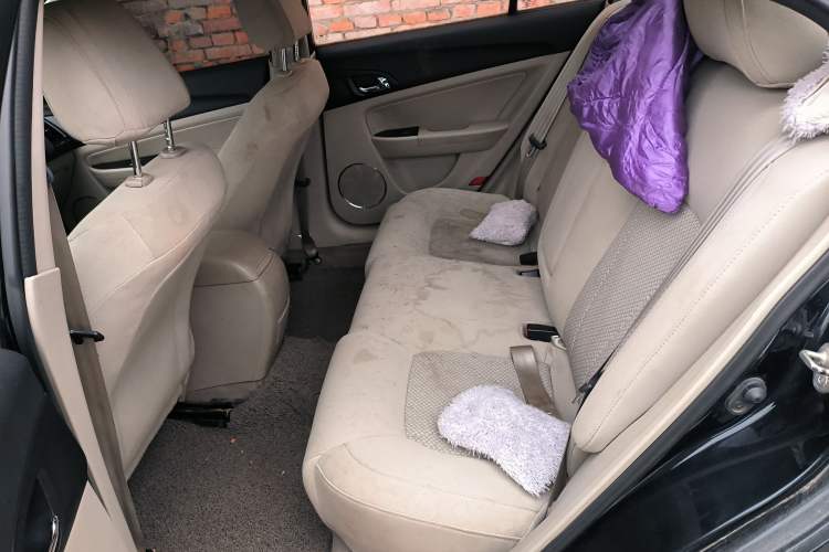Used Bestune B50 2013 1.6L manual luxury version Left Rear Seat