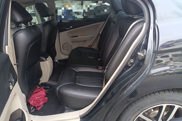 Used Bestune B50 2013 1.6L automatic luxury version Left Rear Seat