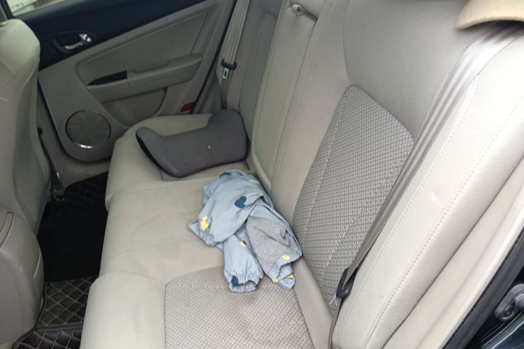 Used Bestune B50 2013 1.6L manual Comfort trim level Left Rear Seat