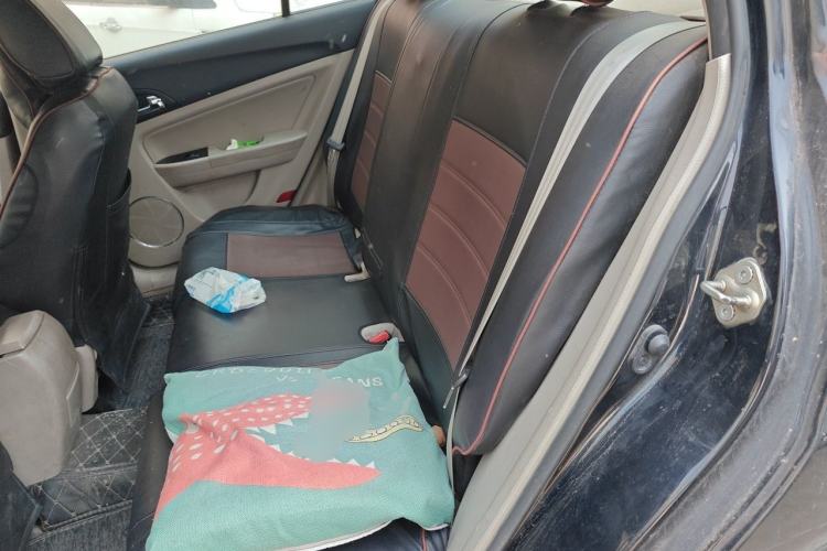 Used Bestune B50 2013 1.6L manual luxury version Left Rear Seat