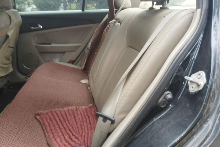 Used Bestune B50 2013 1.6L manual luxury version Left Rear Seat