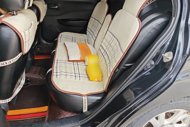 Used Bestune B50 2013 1.6L manual Partner Edition Left Rear Seat