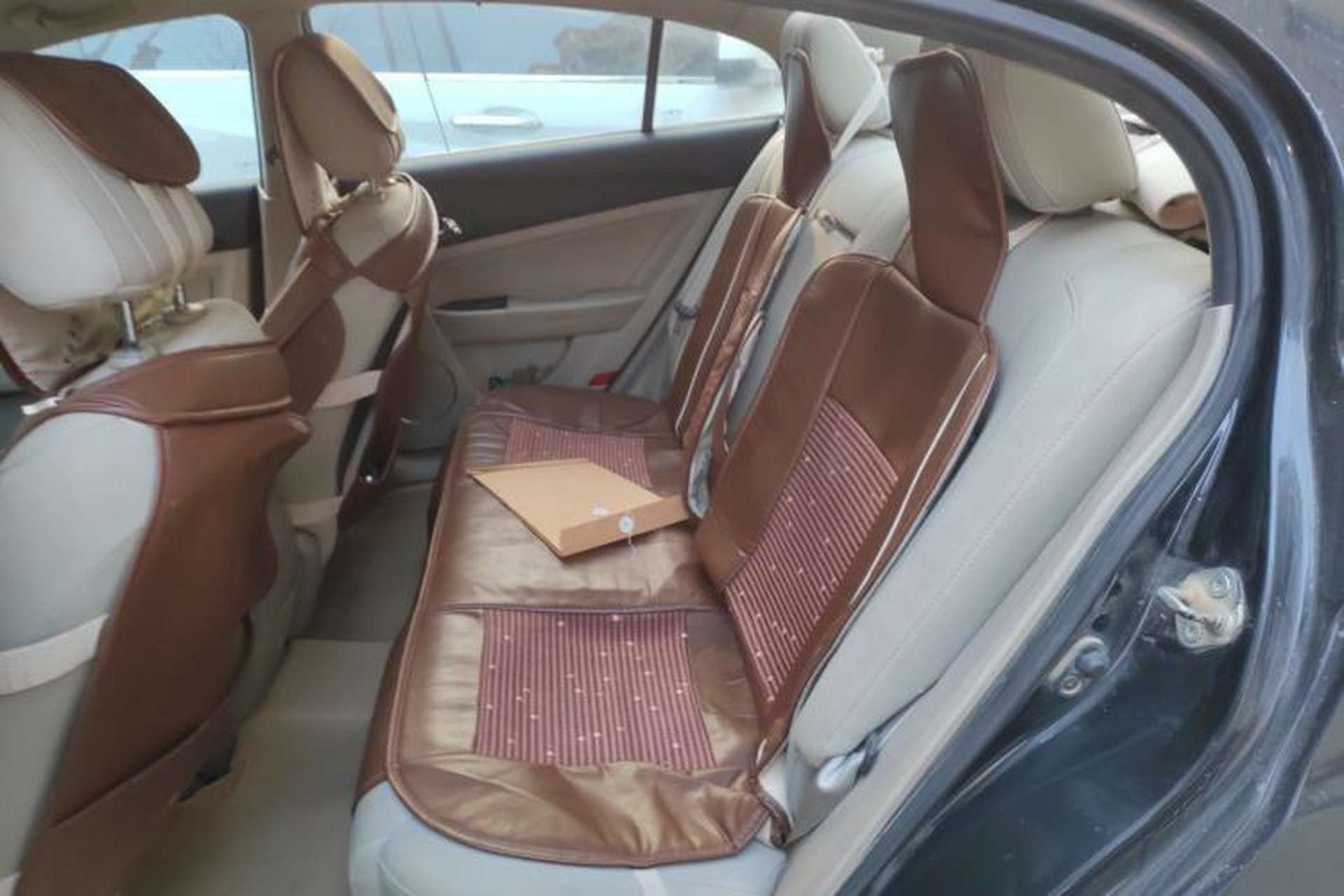 Used Bestune B50 2013 1.6L manual Comfort trim level Left Rear Seat