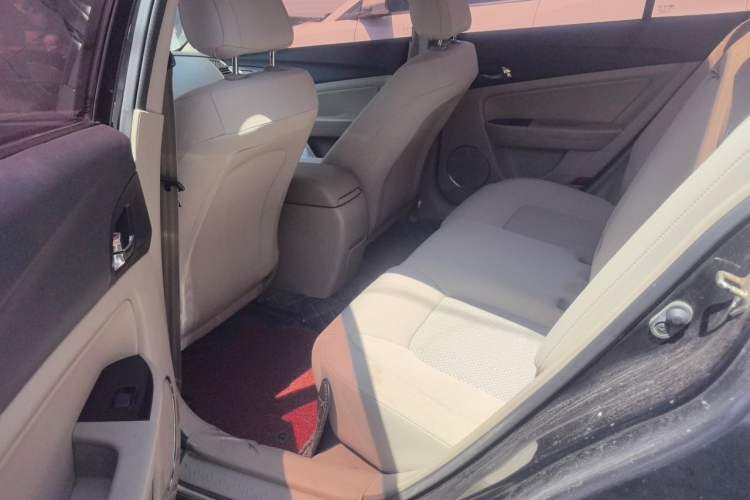 Used Bestune B50 2013 1.6L manual luxury version Left Rear Seat