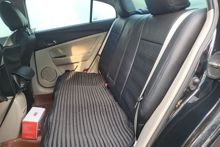Used Bestune B50 2013 1.6L manual luxury version Left Rear Seat