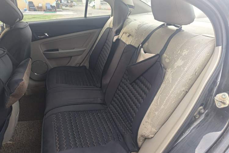 Used Bestune B50 2013 1.6L manual Comfort trim level Left Rear Seat