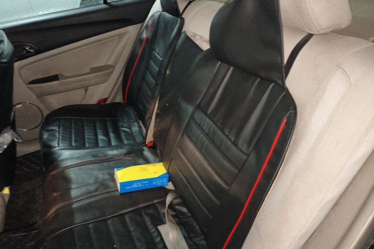 Used Bestune B50 2013 1.6L manual luxury version Left Rear Seat