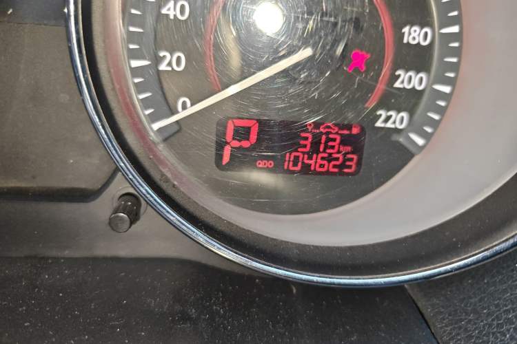 Used Bestune B50 2013 1.8L Automatic Prestige Edition Odometer Close Up