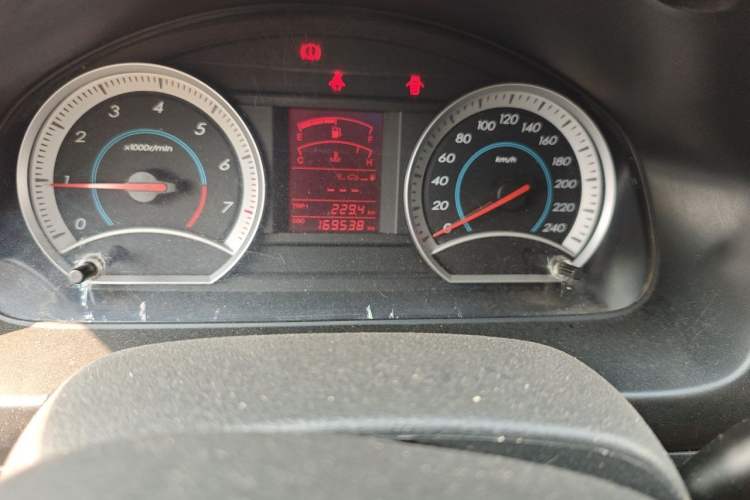 Used Bestune B50 2013 1.6L manual Partner Edition Odometer Close Up
